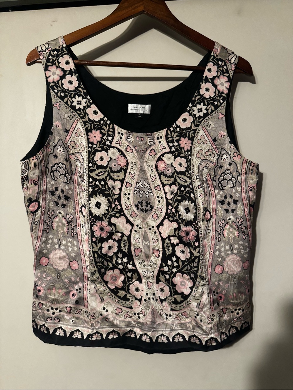 Tahani by Arthur S. Levine Silk Floral Paisley Blouse - Size 16